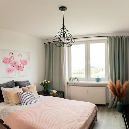 Piotrapartments - Daleka Cozy Train&Airport Apartment Warsaw Exterior photo