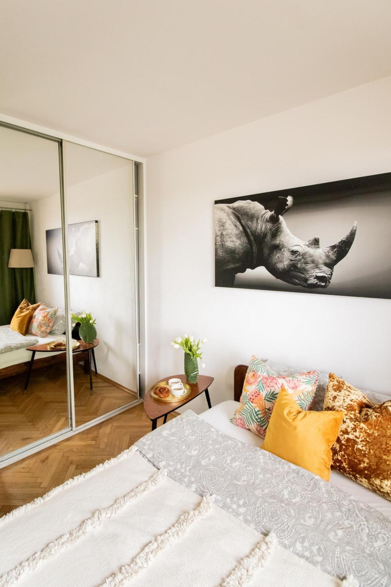 Piotrapartments - Daleka Cozy Train&Airport Apartment Warsaw Exterior photo